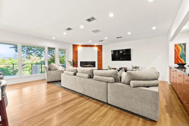5491 Calzada del Bosque, Rancho Santa Fe, CA 92067