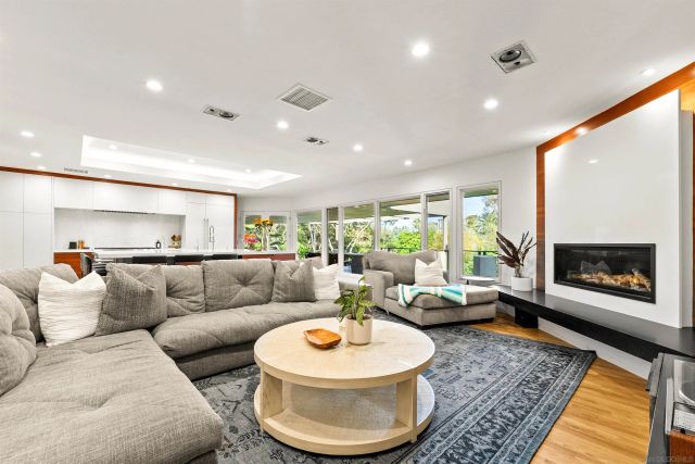 5491 Calzada del Bosque, Rancho Santa Fe, CA 92067
