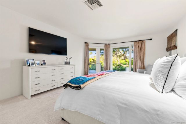 5491 Calzada del Bosque, Rancho Santa Fe, CA 92067