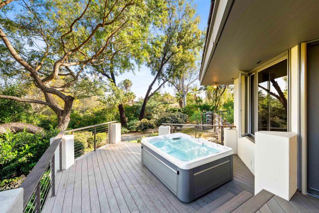5491 Calzada del Bosque, Rancho Santa Fe, CA 92067