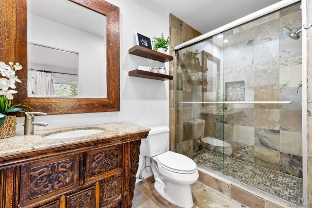5491 Calzada del Bosque, Rancho Santa Fe, CA 92067