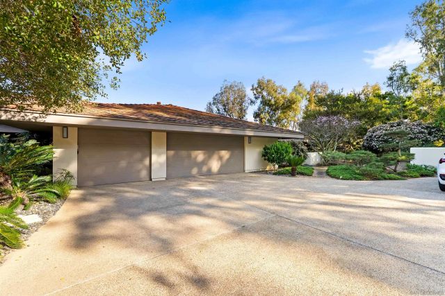5491 Calzada del Bosque, Rancho Santa Fe, CA 92067