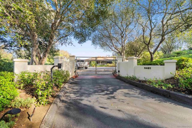 5491 Calzada del Bosque, Rancho Santa Fe, CA 92067