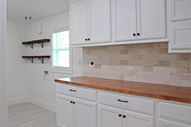 528 Prairie Street, Columbus, TX 78934