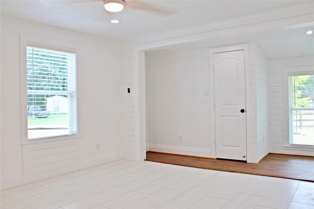 528 Prairie Street, Columbus, TX 78934