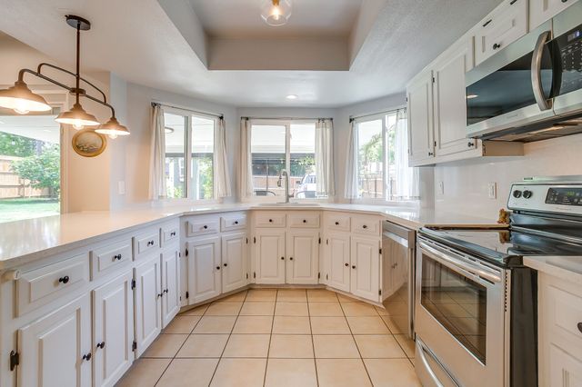 216 E Grubb Drive, Mesquite, TX 75149