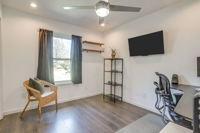 216 E Grubb Drive, Mesquite, TX 75149