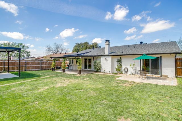 216 E Grubb Drive, Mesquite, TX 75149