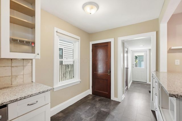1300 Ashland Avenue, Columbus, OH 43212