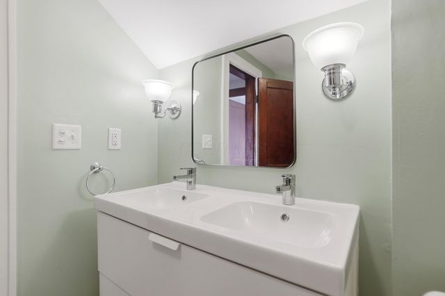 1300 Ashland Avenue, Columbus, OH 43212