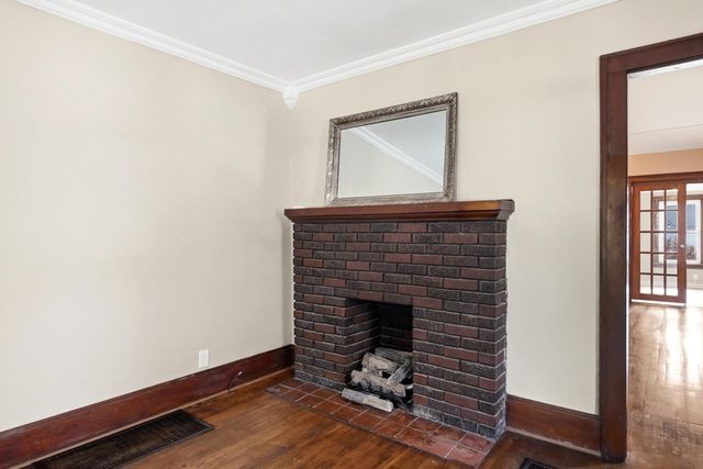 1300 Ashland Avenue, Columbus, OH 43212