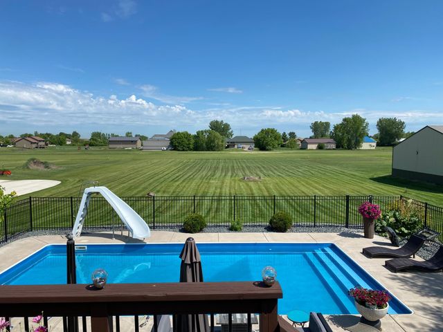 227 Palomino Lane, Lino Lakes, MN 55014