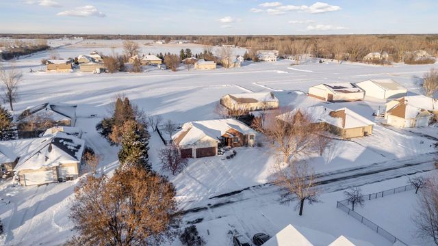 227 Palomino Lane, Lino Lakes, MN 55014