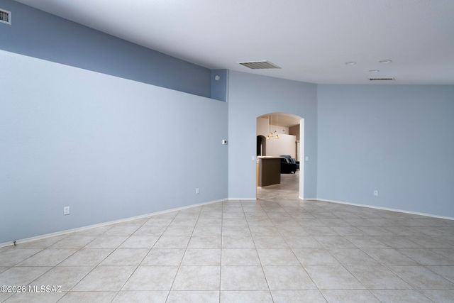 10172 E Gray Hawk Drive, Tucson, AZ 85730