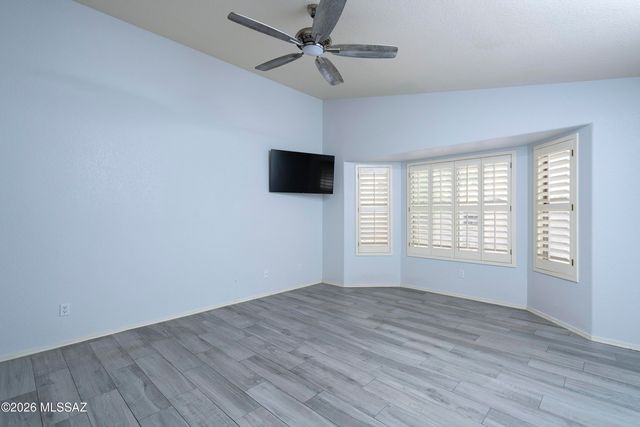 10172 E Gray Hawk Drive, Tucson, AZ 85730