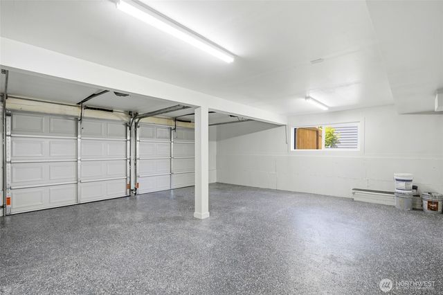 12936 NE 130th St, Kirkland, WA 98034