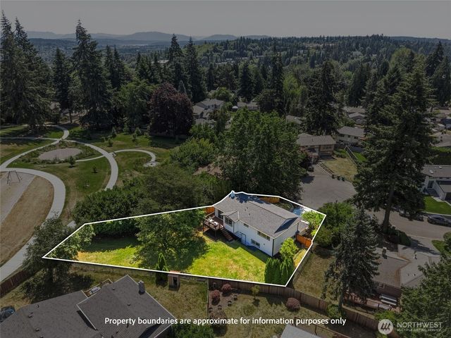 12936 NE 130th St, Kirkland, WA 98034