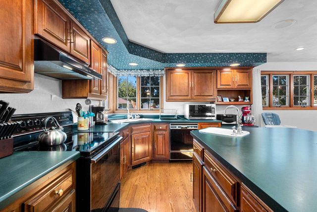 1508 N NICHOLAS STREET, Appleton, WI 54914