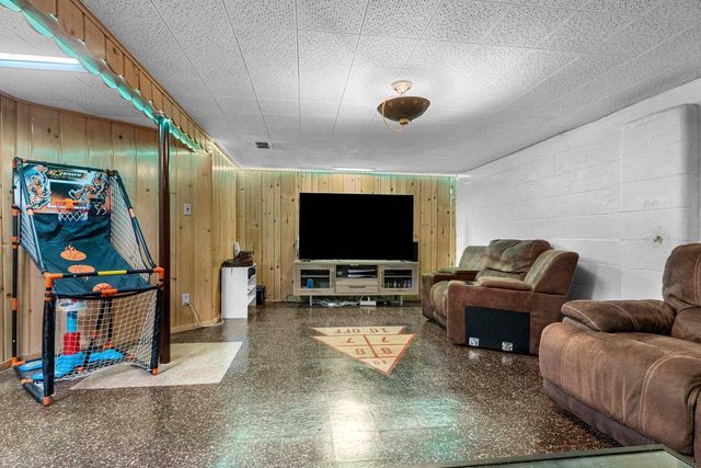 1508 N NICHOLAS STREET, Appleton, WI 54914