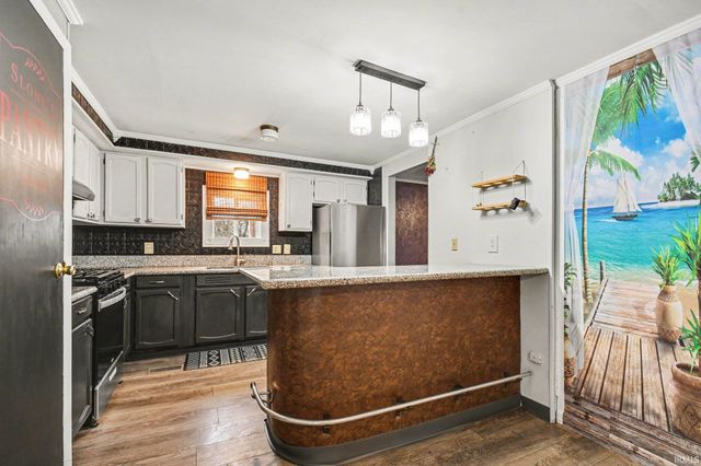 29078 County Road 12, Elkhart, IN 46514