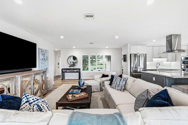 10157 Quail Covey Road Hibiscus N, Boynton Beach, FL 33436