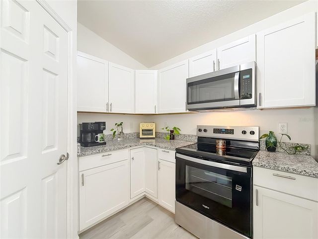 6488 NW 13TH AVENUE, Ocala, FL 34475