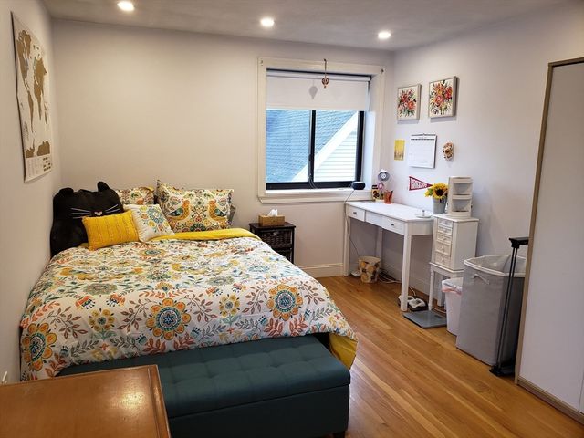 47 Gardner St 12, Boston, MA 02134