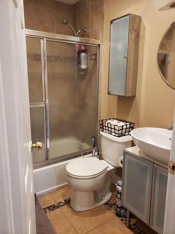 47 Gardner St 12, Boston, MA 02134