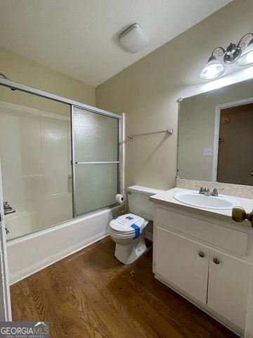 2595 Woodland Drive NW, Kennesaw, GA 30152