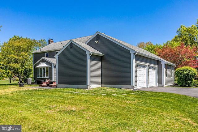 3 TIMKAK LANE, Pennington, NJ 08534
