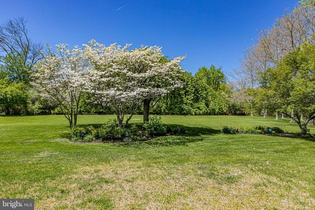 3 TIMKAK LANE, Pennington, NJ 08534
