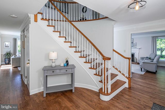 3 TIMKAK LANE, Pennington, NJ 08534