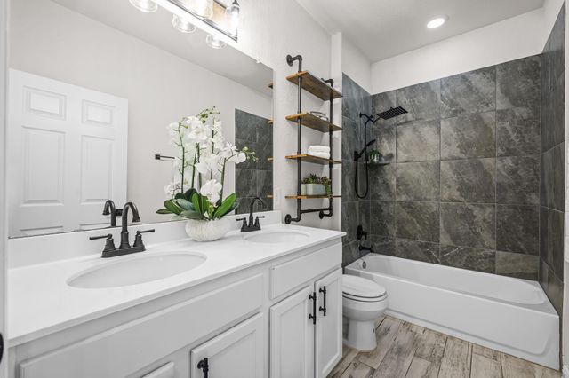 309 Earl Keen ST, Leander, TX 78641