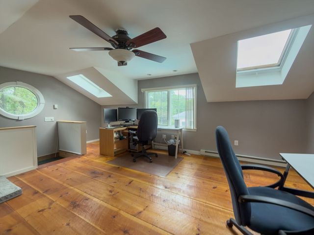 24 Crossbow Ln, North Andover, MA 01845