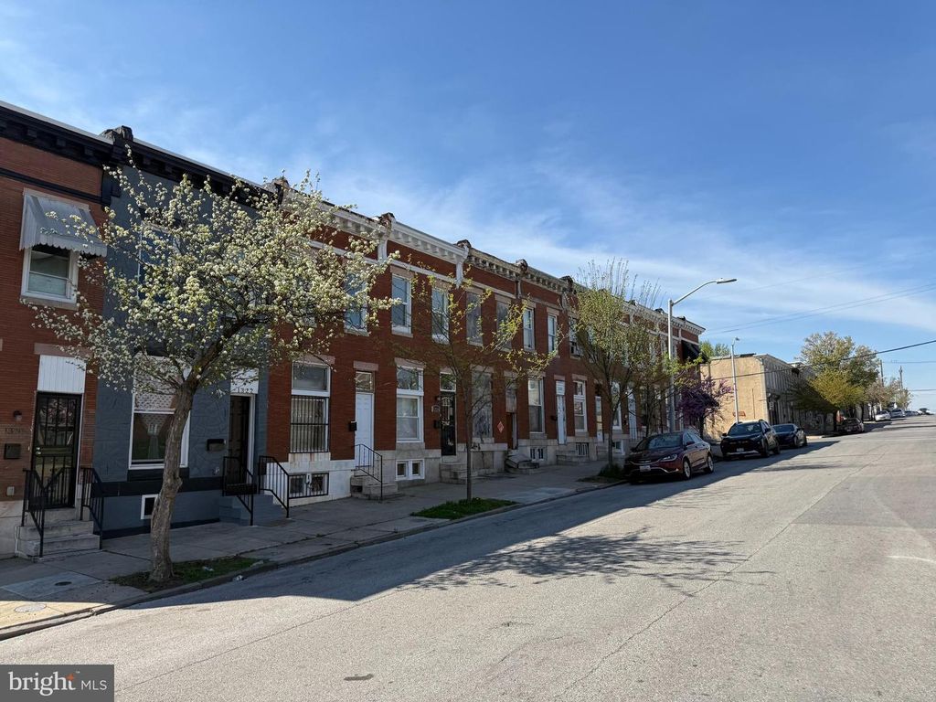 Image 2 of property listing at 1306 N LUZERNE AVE N, Baltimore, MD 21213