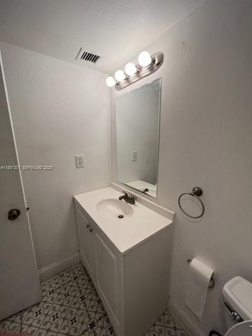 7001 Environ Boulevard 308, Lauderhill, FL 33319