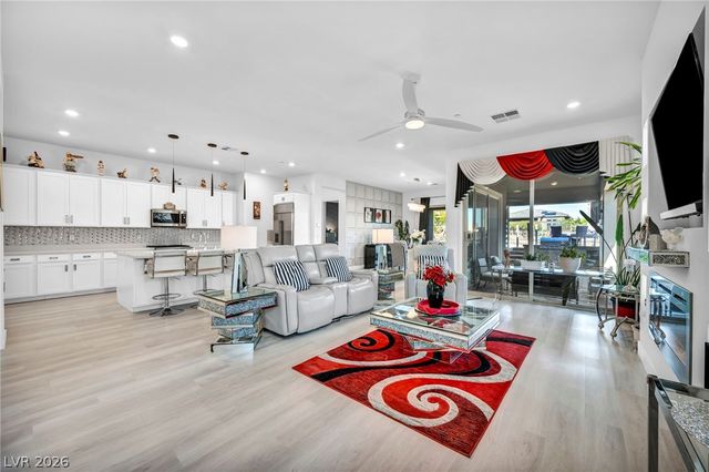 12468 Primrose Grove Lane, Las Vegas, NV 89138