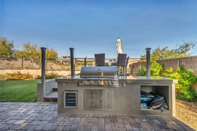 12468 Primrose Grove Lane, Las Vegas, NV 89138