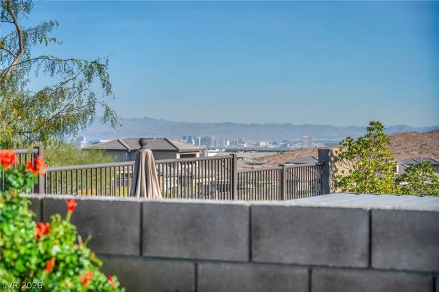 12468 Primrose Grove Lane, Las Vegas, NV 89138