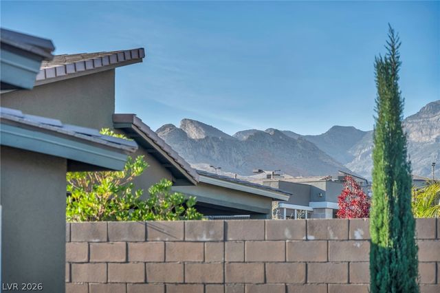 12468 Primrose Grove Lane, Las Vegas, NV 89138