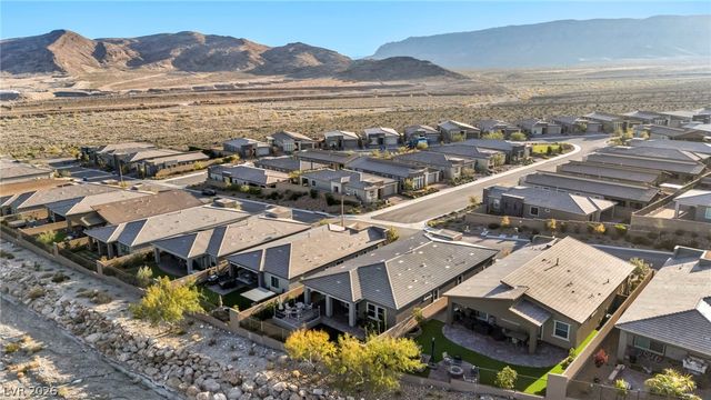 12468 Primrose Grove Lane, Las Vegas, NV 89138