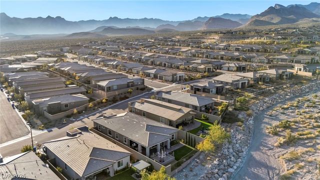 12468 Primrose Grove Lane, Las Vegas, NV 89138