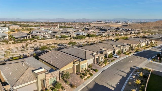 12468 Primrose Grove Lane, Las Vegas, NV 89138