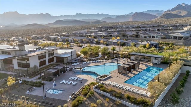 12468 Primrose Grove Lane, Las Vegas, NV 89138