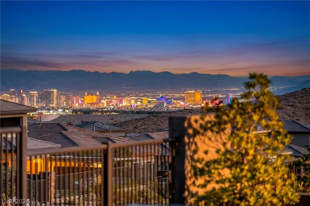 12468 Primrose Grove Lane, Las Vegas, NV 89138