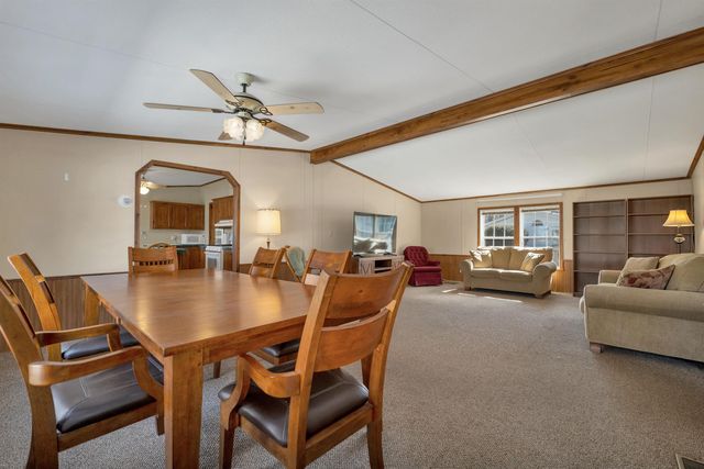 69 Oak Drive, North Hampton, NH 03862