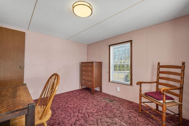 69 Oak Drive, North Hampton, NH 03862