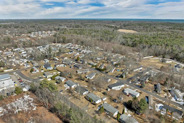 69 Oak Drive, North Hampton, NH 03862