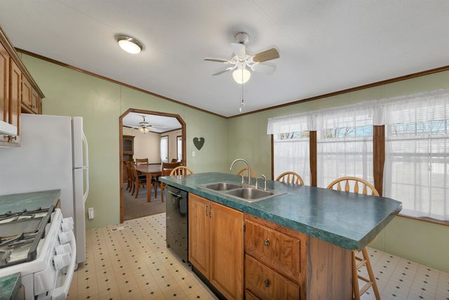 69 Oak Drive, North Hampton, NH 03862