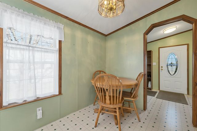 69 Oak Drive, North Hampton, NH 03862